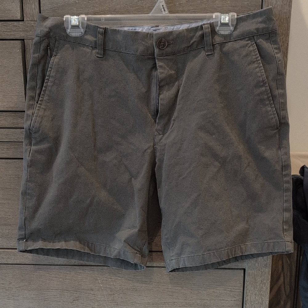 Bonobos Men's Gray Flat Front Shorts